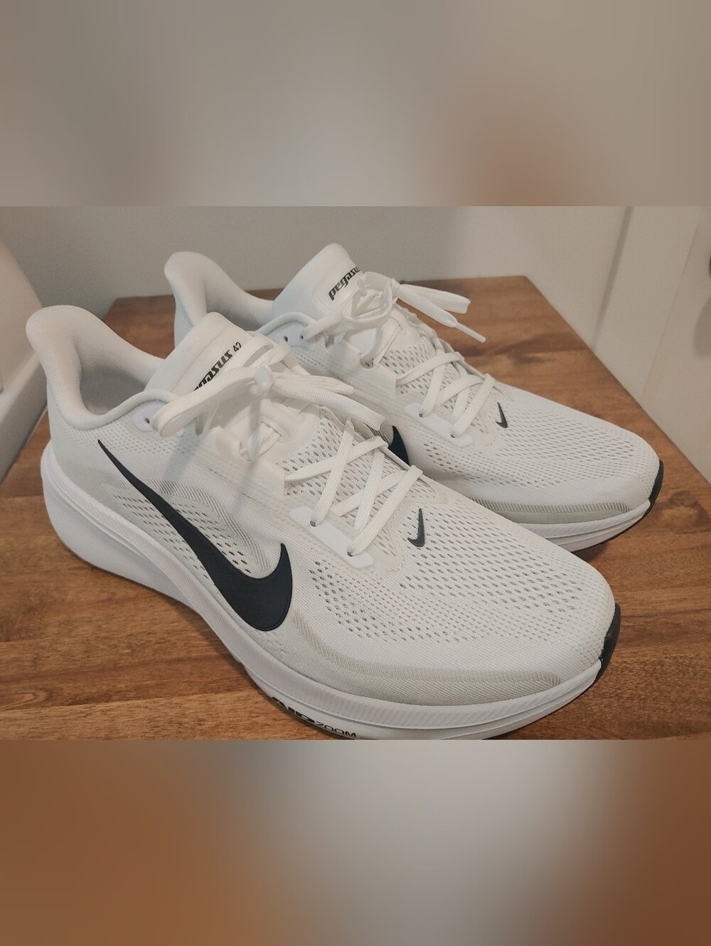 Nike Air Zoom Pegasus 42 Men's Size 13 White & Grey NEW NWOB.